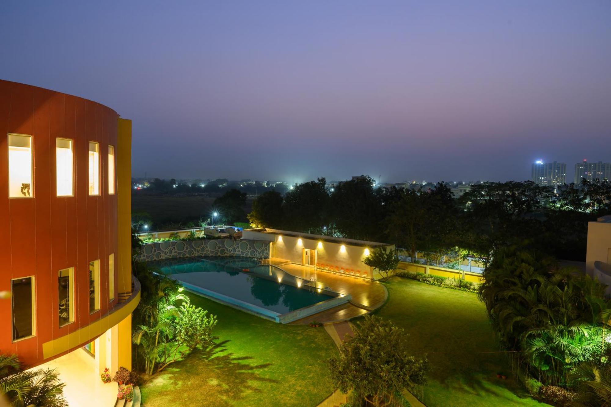 Sinclairs Burdwan Hotel Bagian luar foto