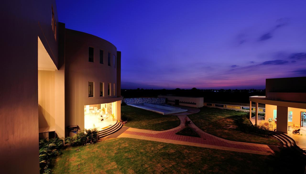 Sinclairs Burdwan Hotel Bagian luar foto